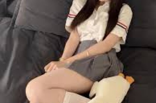 网红黄一鸣账号被封：从自曝未婚生女到遛狗冲突网红生涯大翻车