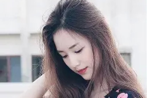 央视表态后给冯小刚走面的韩红底裤都被扒没了